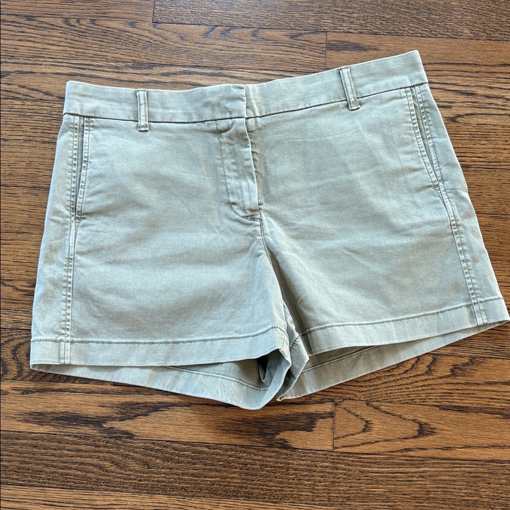 J. Crew Classic Women's khaki  Casual Shorts, flat front, 12